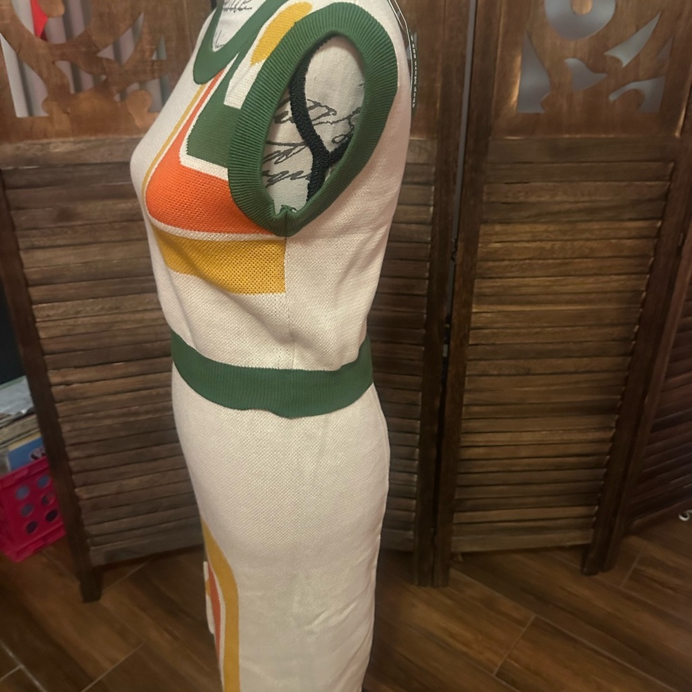 Chic Color Block Skirt Set - Picture 6 of 9